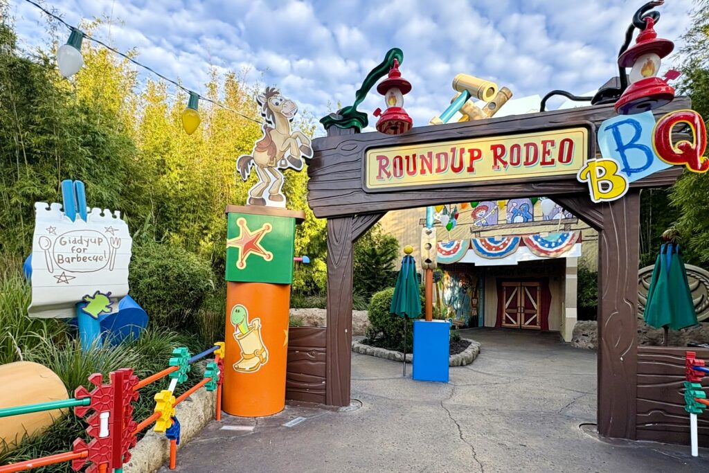 Disney World Split Stay Dining Reservations