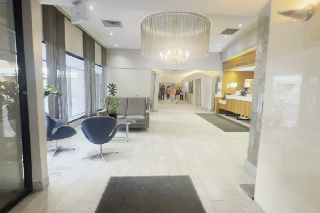Holiday Inn By the Falls